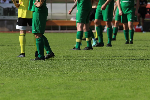 乱比赛秩序 乱比赛秩序